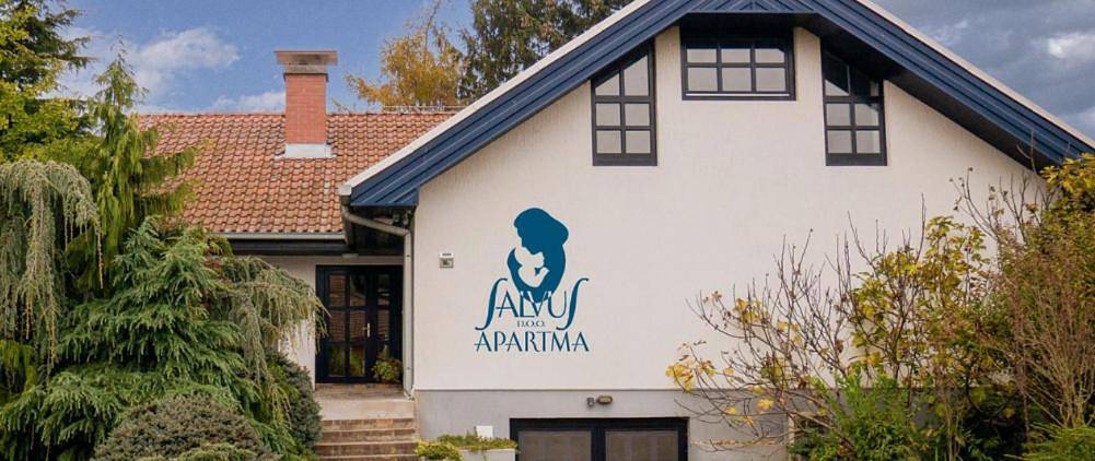 Camping voor 4 personen, with tuin and sauna as well as whirlpool in Slovenië