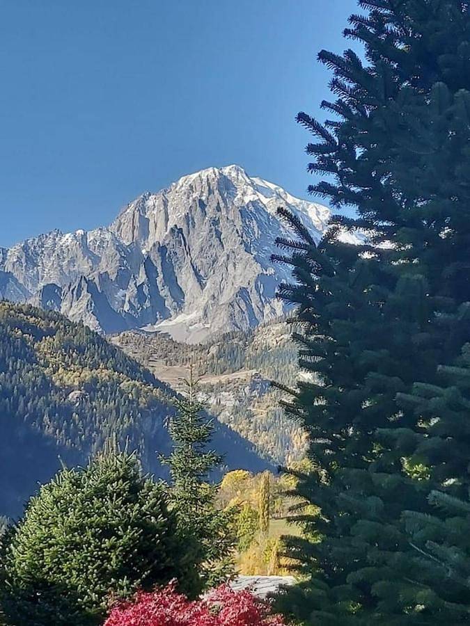 Appartement entier, Apartment with Mountain View in Verrand, Comune di Pré-Saint-Didier