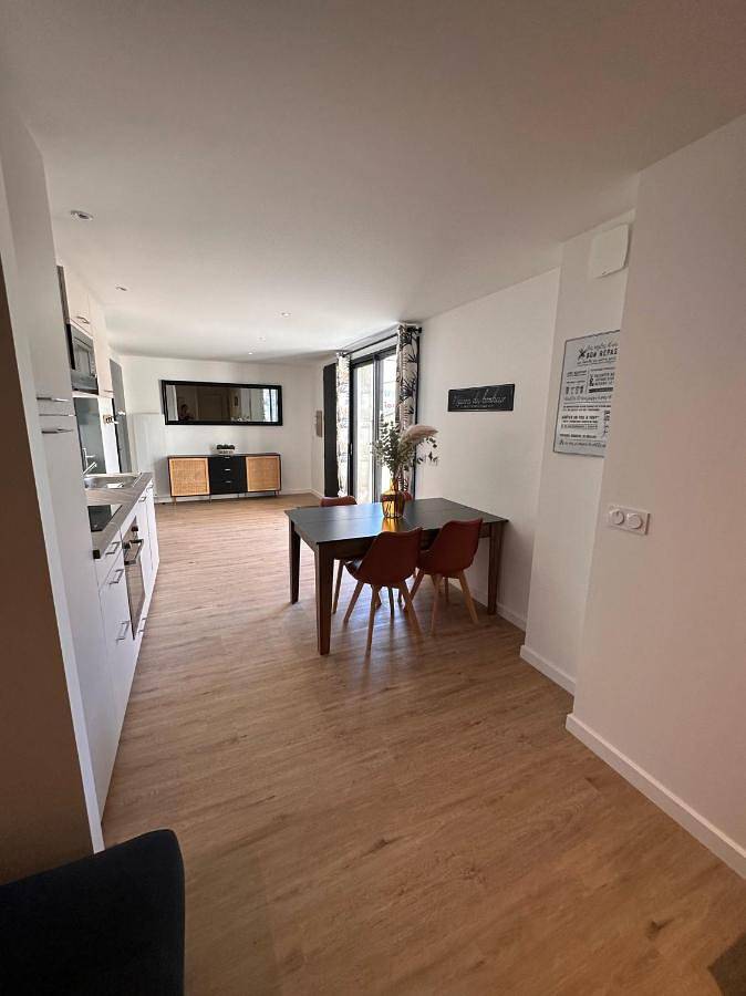 Gîte pour 4 personnes, avec terrasse, animaux acceptés à Pusignan - 4