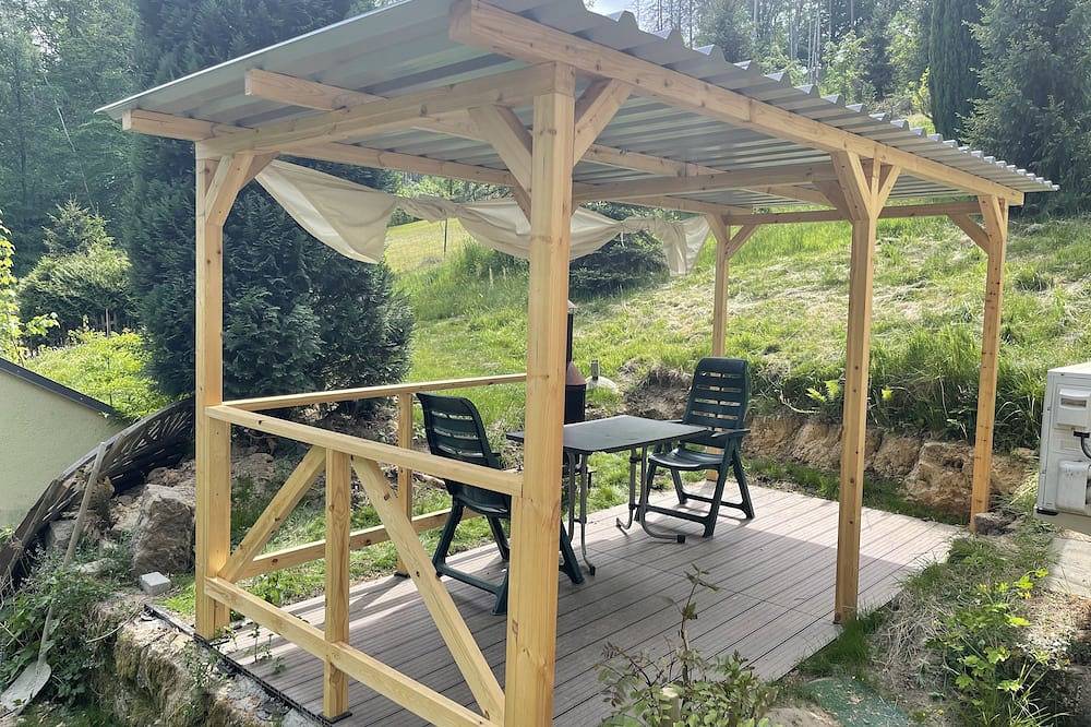 Bungalow in ruhiger Waldlage direkt am Wanderweg in Reinhardtsdorf-Schöna, Elbsandsteingebirge