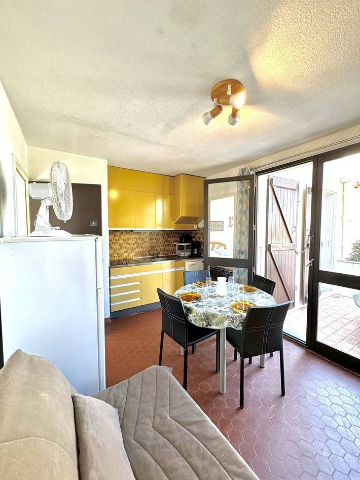 Appartement de vacances entier, Idéal appartement en rez de chaussé accès direct plage 4Mir7Bat8 in Le Barcarès, Côte d'Améthyste