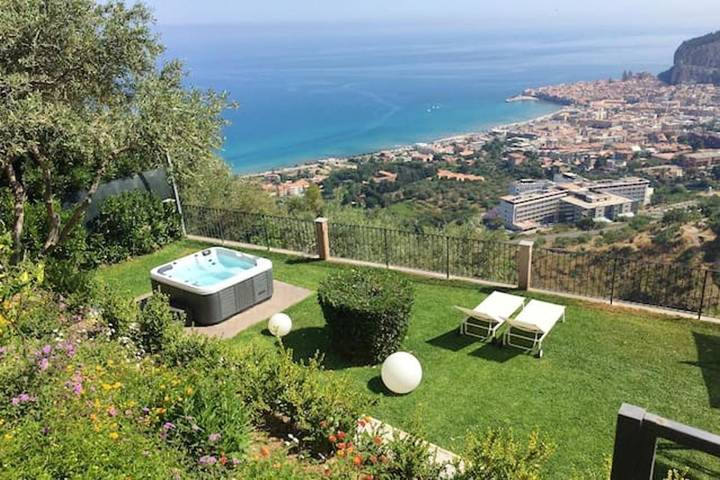 Villa per 5 persone, con giardino e terrazza a Cefalù