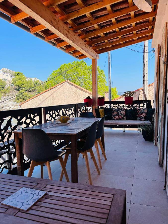 Villa in Niolon, Le Rove