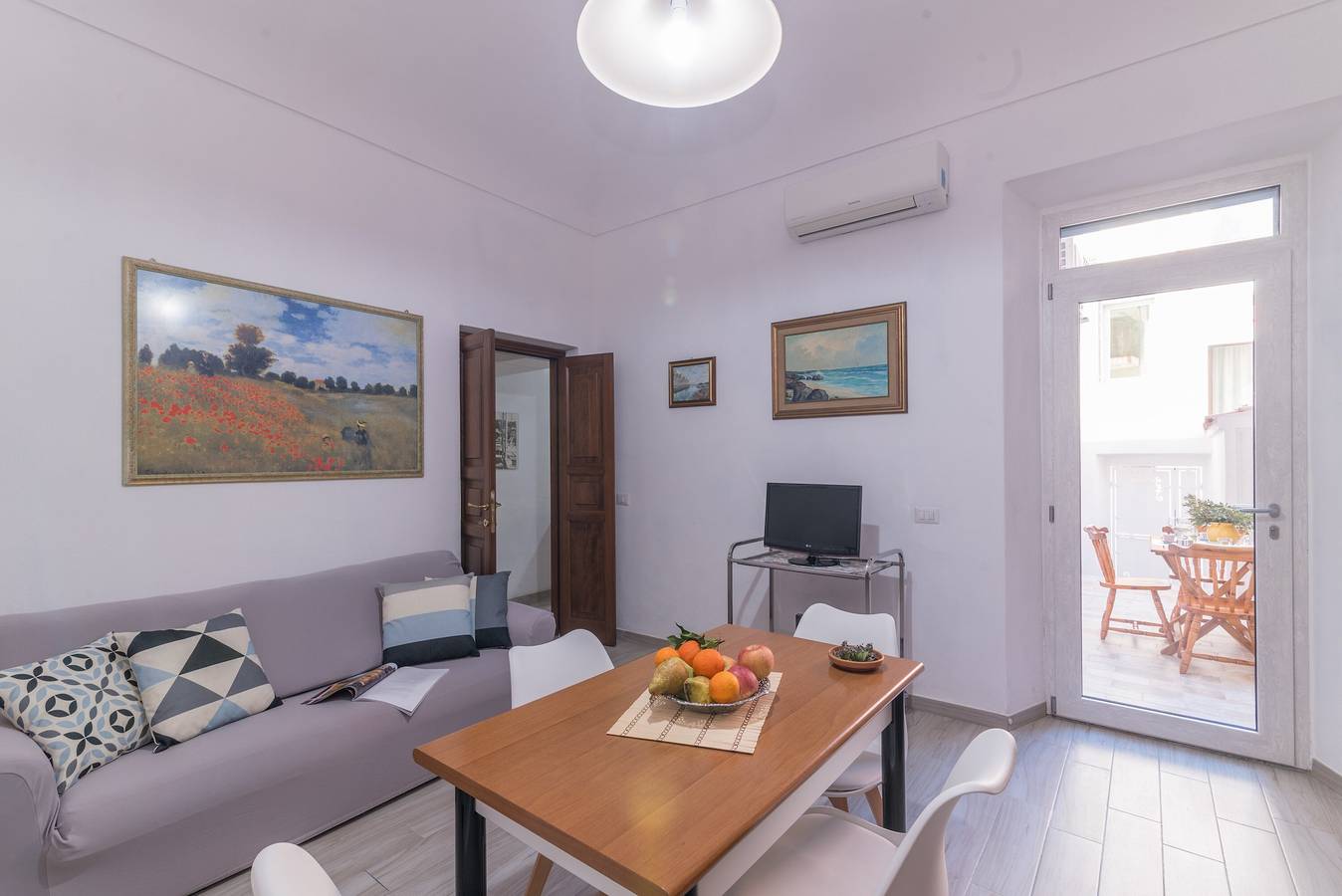 Appartement entier, Appartement 'Casa Ziniculà e Cupulata' dans le centre historique avec cour et Wi-Fi in Parco Nazionale dell'Arcipelago di La Maddalena, La Maddalena