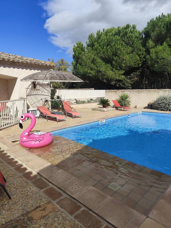 Gîte pour 8 personnes, avec jardin et piscine à Pomérols - 2