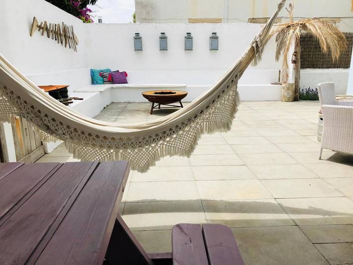 Location de vacances pour 18 personnes, avec terrasse et jardin dans Parede