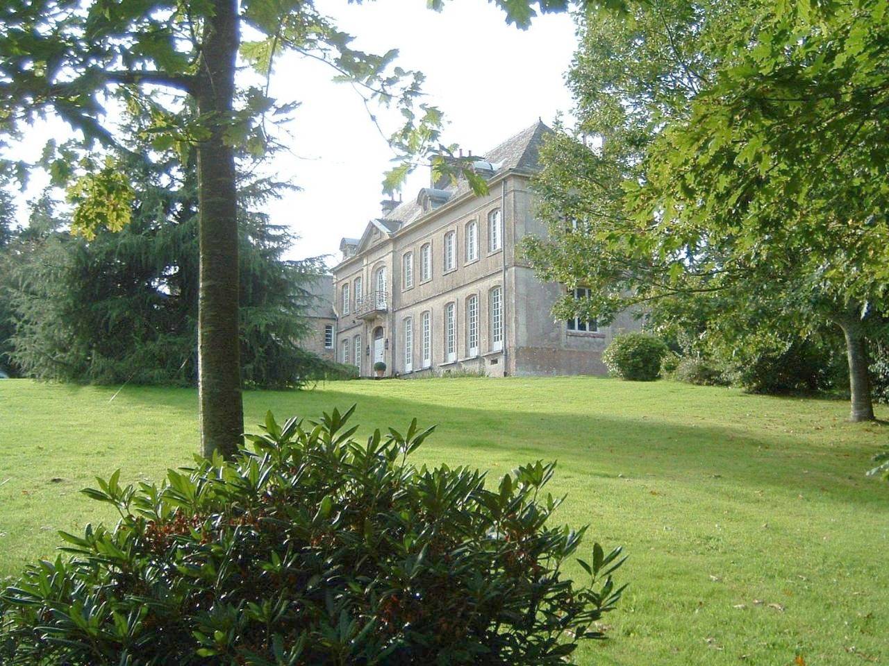Bruce Castle in Brix, Côte de la Déroute