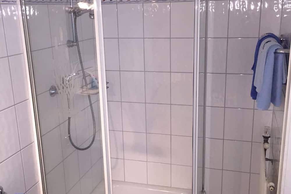 Ganze Wohnung, Appartement Stamers Hop, Dusche, Wc - Ferienwohnungen Meeres-Brise - Brunnenweg in Zwischenahner Meer, Bad Zwischenahn