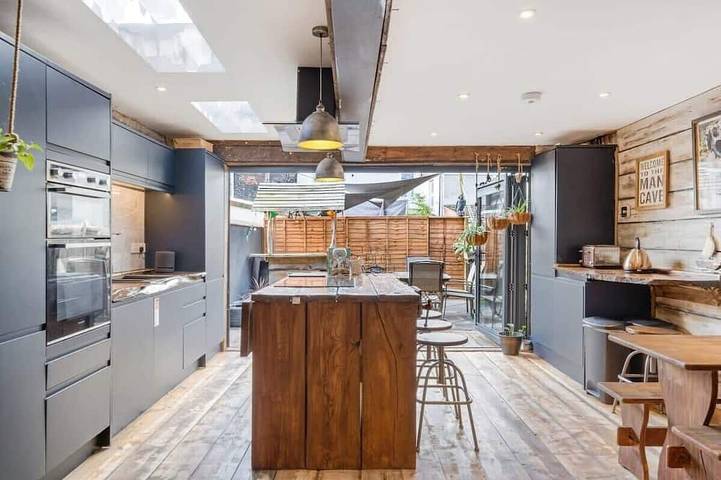 Ferienhaus für 6 Personen, mit Balkon und Garten - 1
