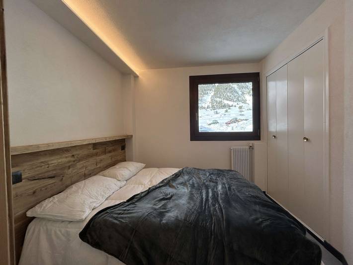 Ganze Wohnung, Charmante Ski-Wohnung 5 Pers, Montgenèvre, Parkplatz in Montgenèvre, Briançon und Umgebung