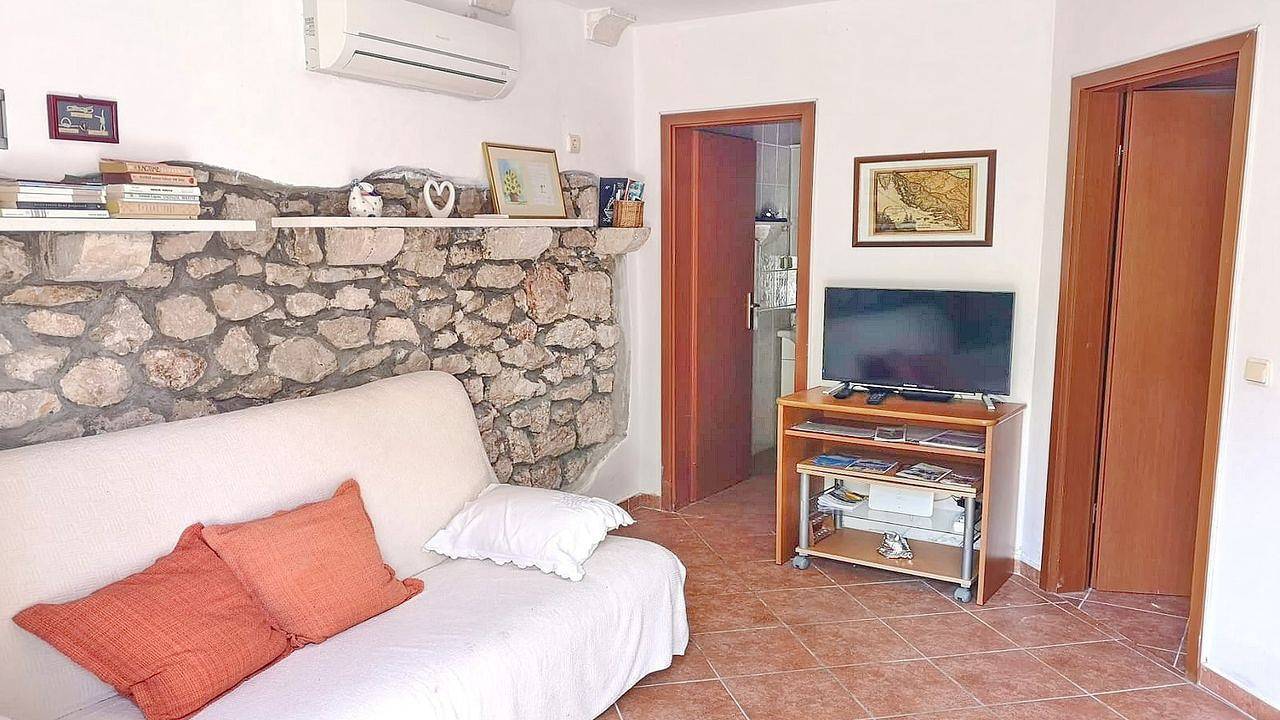 Ganze Ferienwohnung, Ferienwohnung für 4 Personen mit Terrasse in Trstenik, Peljesac