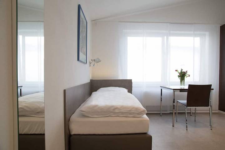 Ferienwohnung, mit Balkon und Garten in Aalen - 2