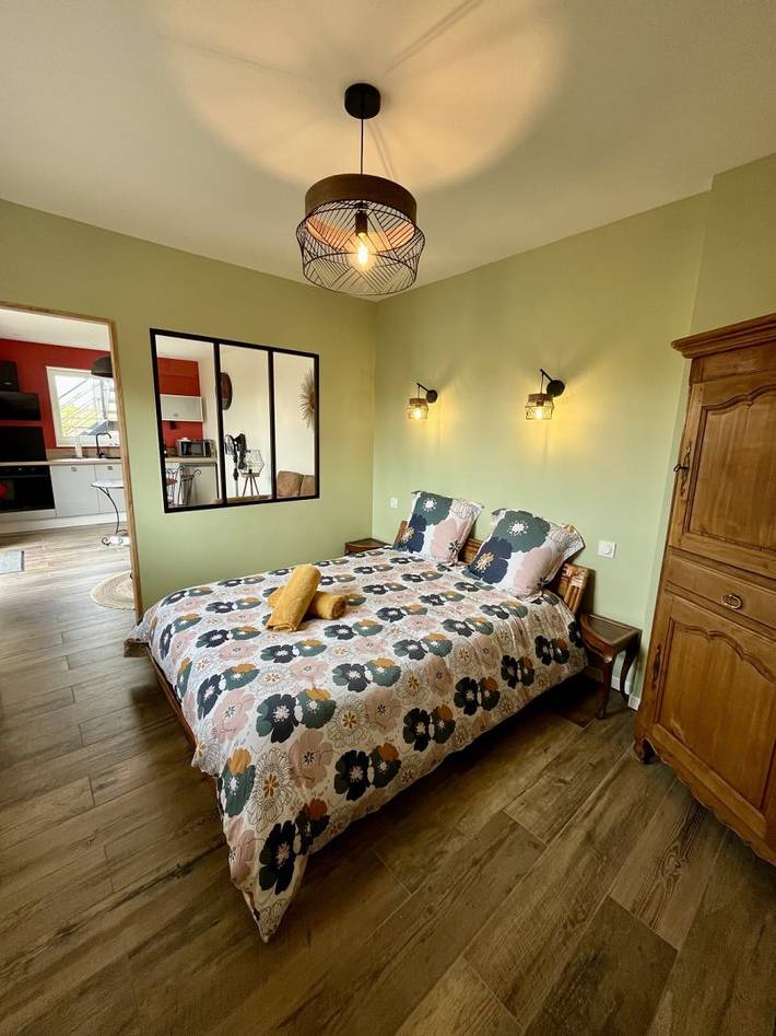 Gîte pour 2 personnes, avec terrasse et jardin