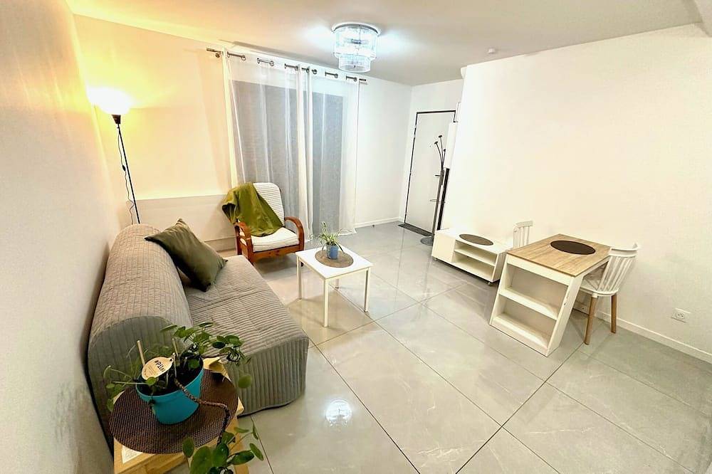 Appartement entier, Beau studio récent très cosy in Saintry-sur-Seine, Essonne