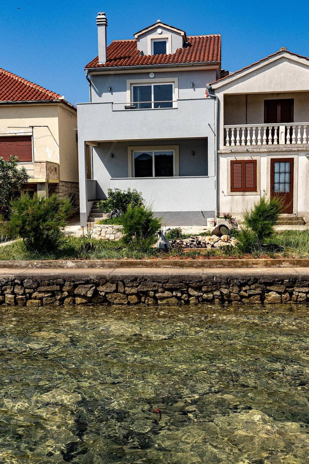 Ganze Wohnung, 2-Zimmer-Ferienwohnung mit Balkon und Meerblick Ilovik, Losinj A-25973-a in Kvarner Inseln