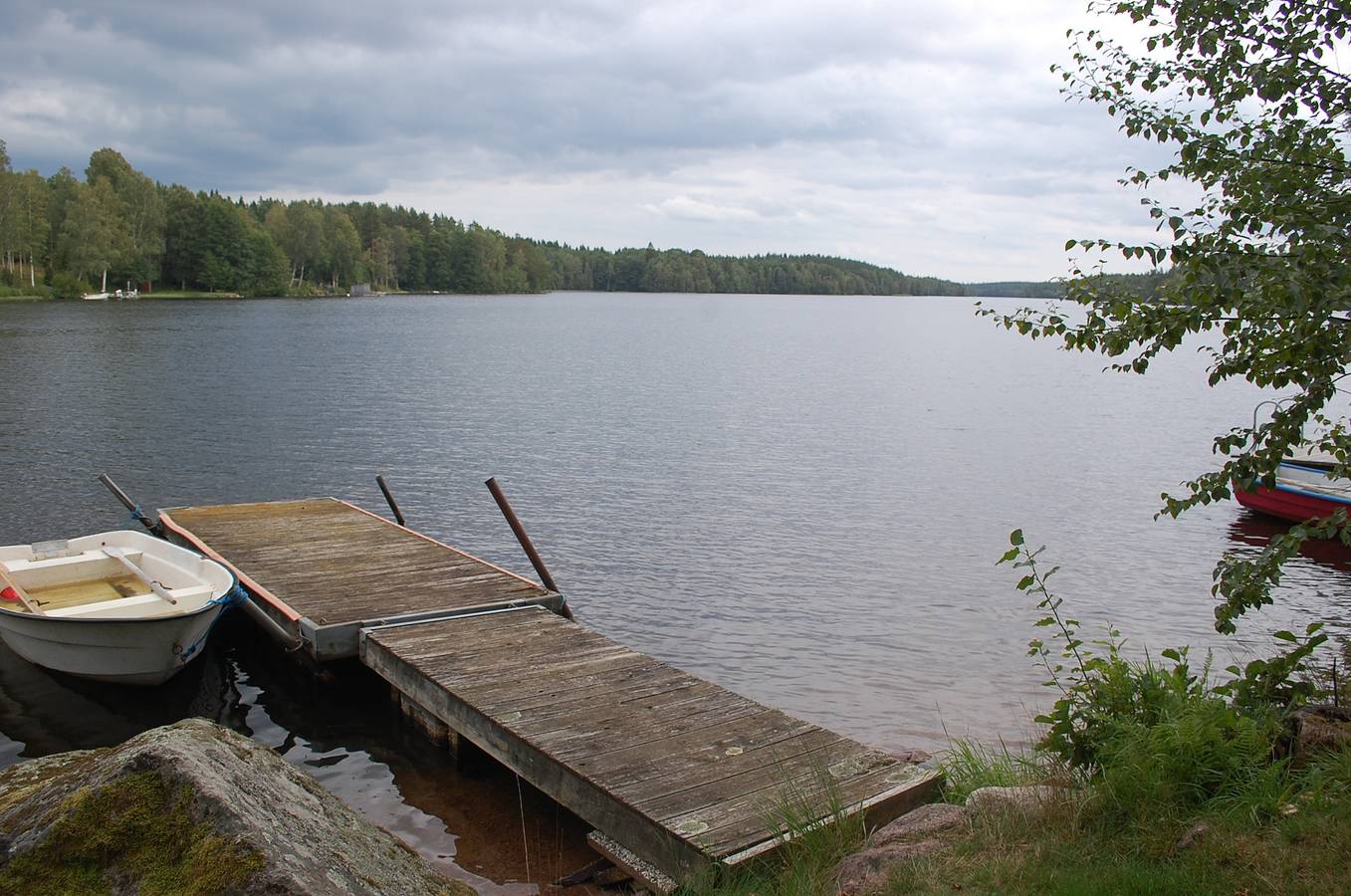 Schönes Ferienhaus auf Seegrundstück mit Boot und Sauna in Ödeshög, Östergötland