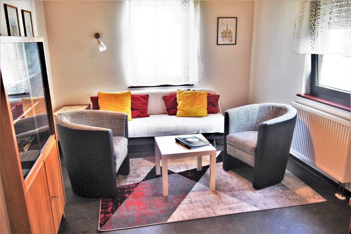 Ferienhaus für 4 Personen, mit Terrasse und Balkon/Terrasse, mit Haustier in Fränkisches Weinland - 2