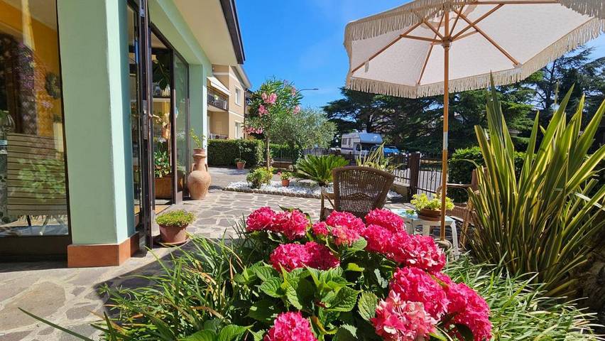 Chambre d’hôte pour 2 personnes, avec piscine et jardin à Sirmione - 3