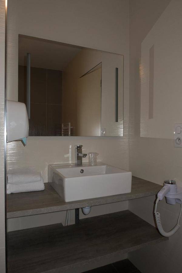 Hôtel pour 2 personnes, avec sauna et piscine, animaux acceptés dans Port Neuf - 2