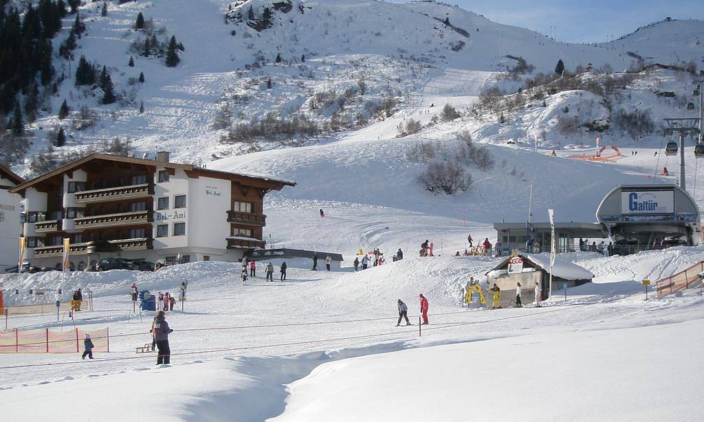 Ganze Ferienwohnung, Familienz. 3 Pers. mit Dusche od. Bad,Wc in Galtür, Verwall