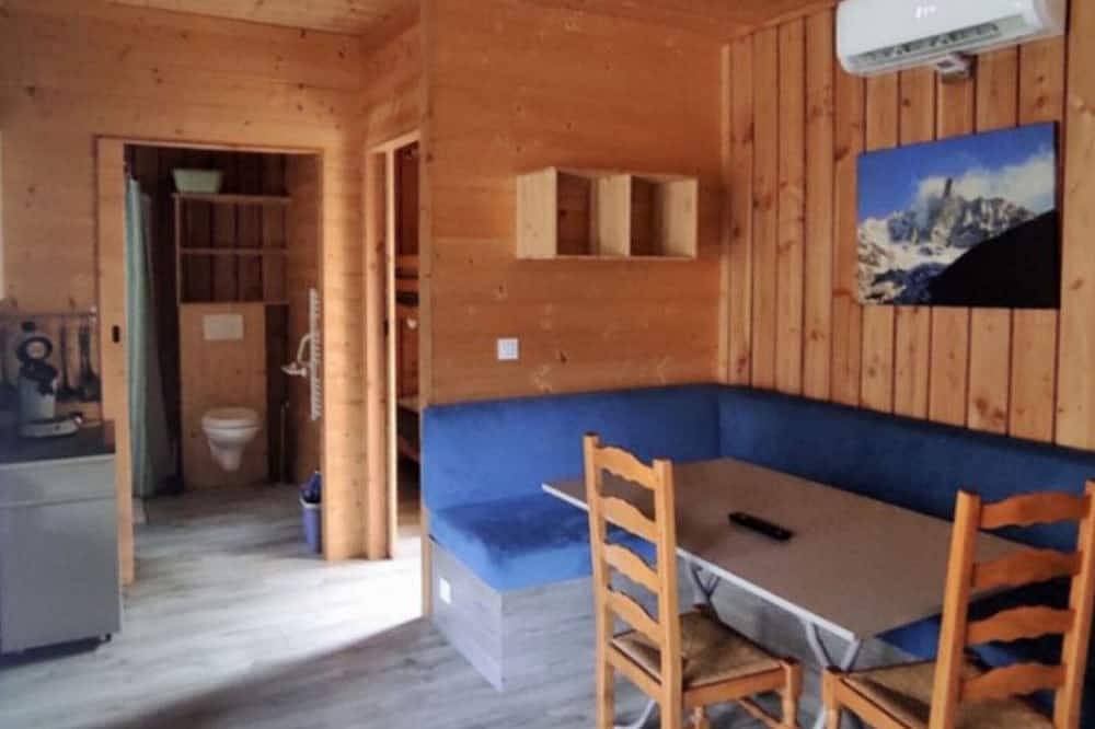 Chalet accesible - 4 pers - Terraza in Challes-les-Eaux, Chambéry region