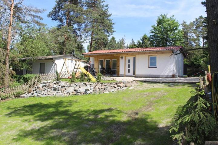Ferienwohnung für 6 Personen, mit Terrasse und Garten sowie Seeblick und Ausblick in Lichtenberg (Oberfranken) - 3