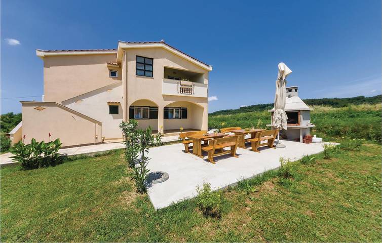 Ganze Ferienwohnung, Apartment mit Meerblick, Terrasse, Küche und WLAN – 1 km zum Strand in Ljubač (Dalmatien), Zadar