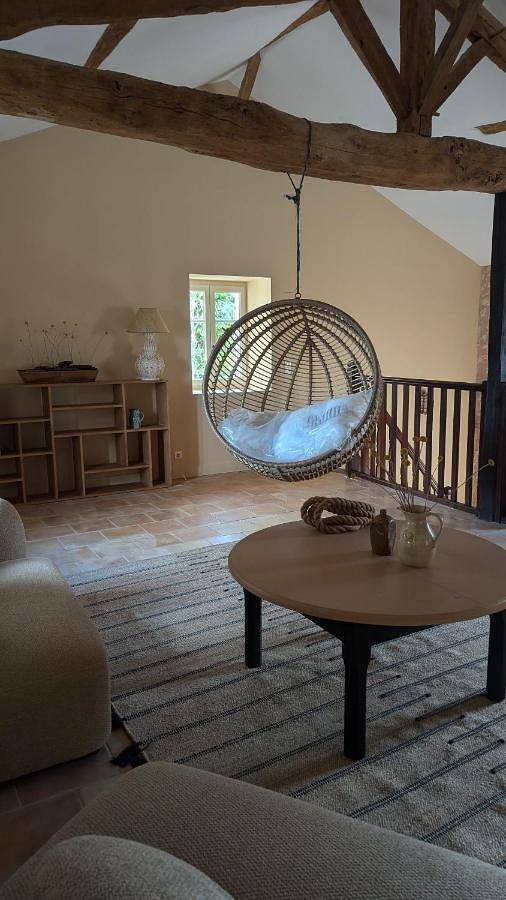 Location de vacances pour 4 personnes, avec piscine et jardin à Saint-Sulpice-de-Roumagnac - 4