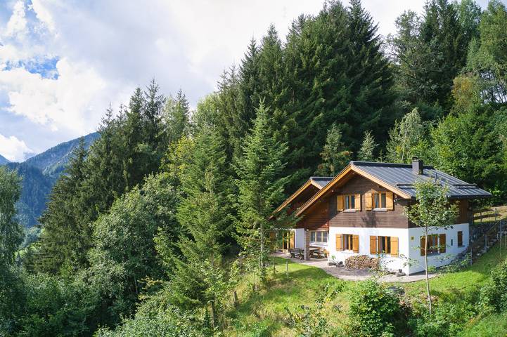 Chalet für 10 Personen, mit Garten in Vorarlberg