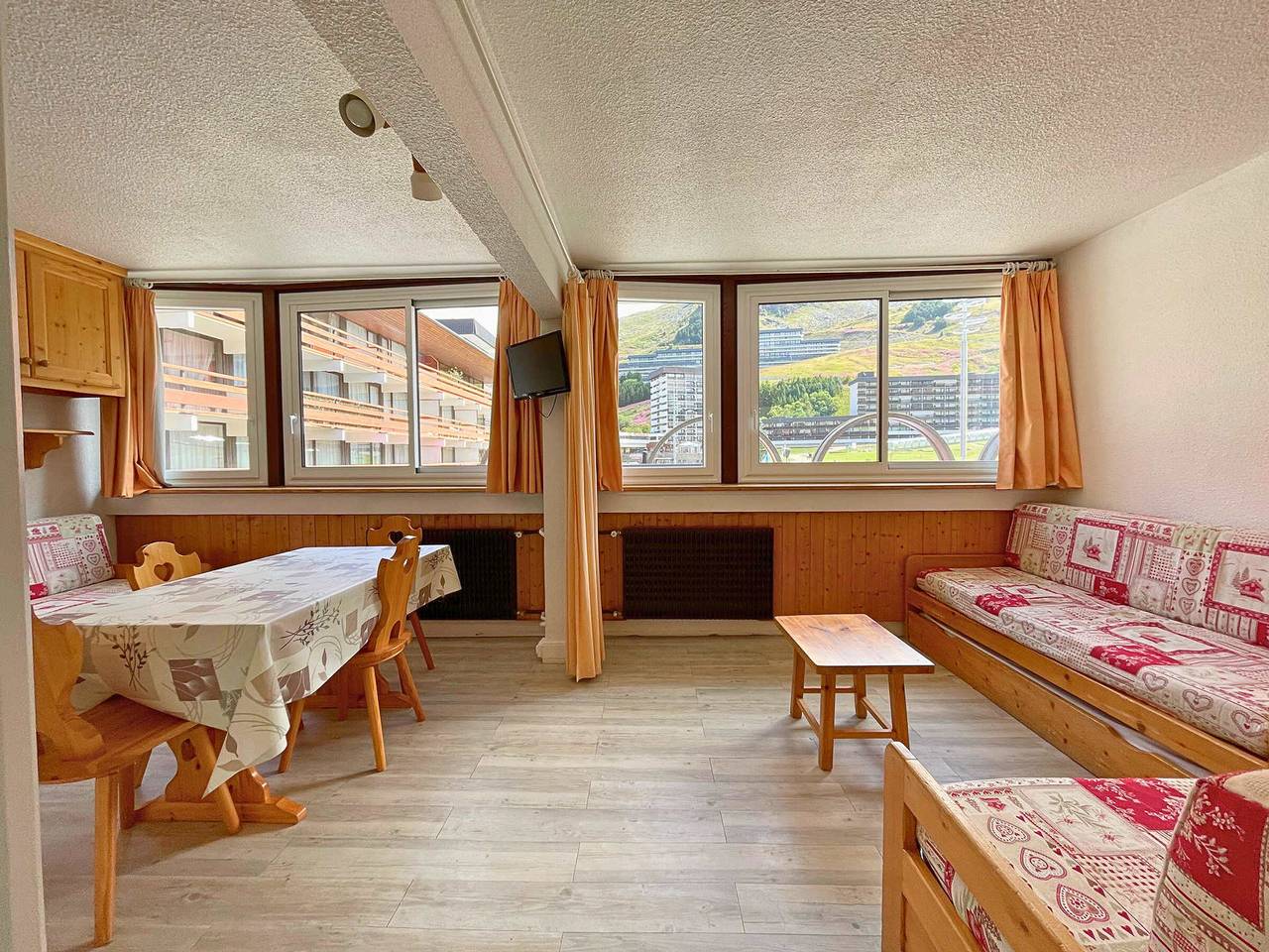 Ganzes Studio, Les Menuires Studio für 4 Pers, Haustiere erlaubt und Skiraum in Les Menuires, Saint-Martin-de-Belleville