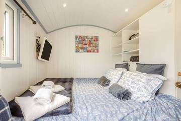 Holiday Home for 2 People in Aberdovey, Cardigan Bay, Photo 1