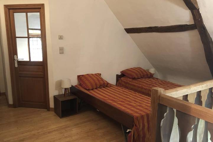 Gîte pour 7 personnes, avec jardin à Parçay-sur-Vienne - 4