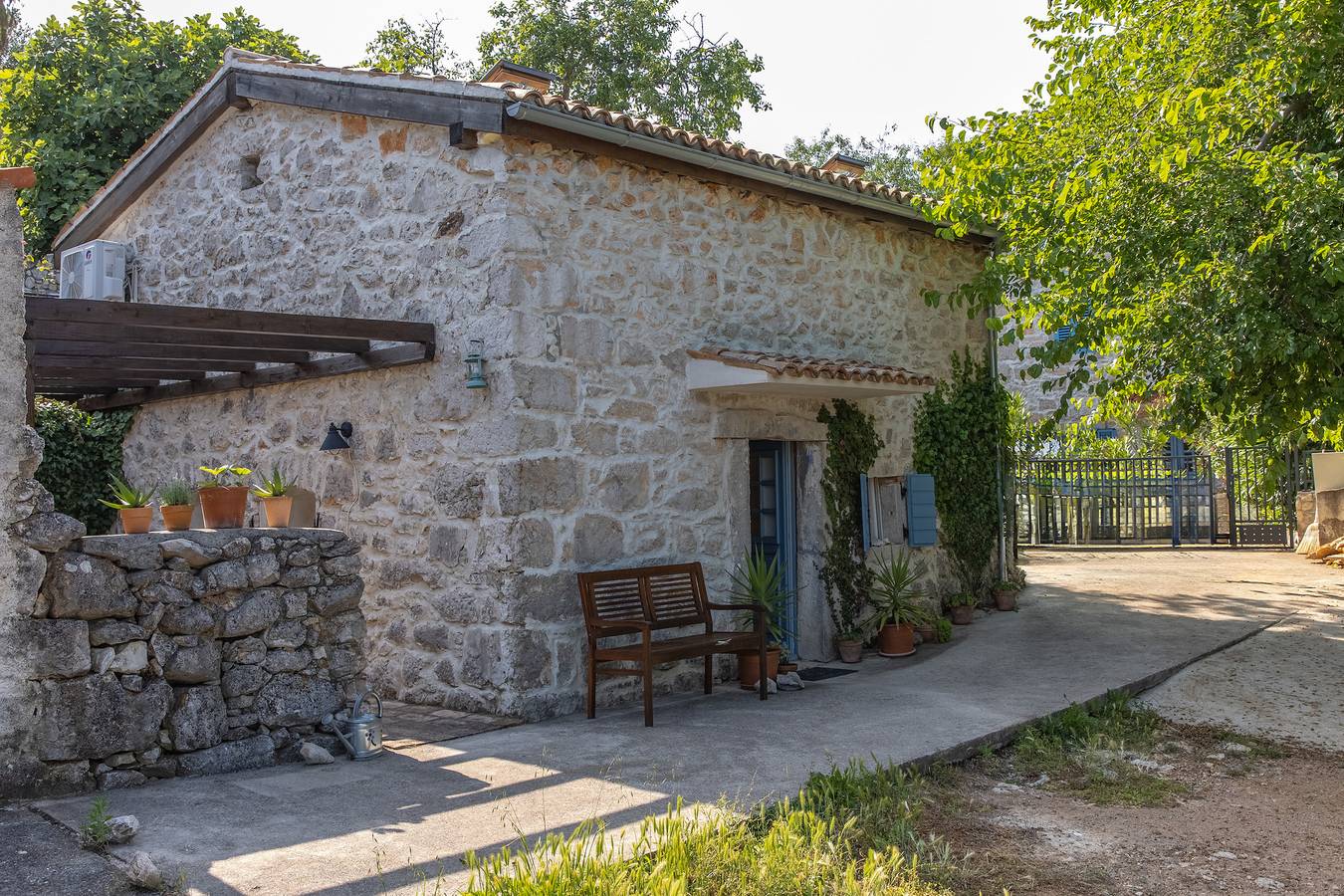 La Rocca Duo - Hidden In Istria in Drenje, Eastcoast Istria