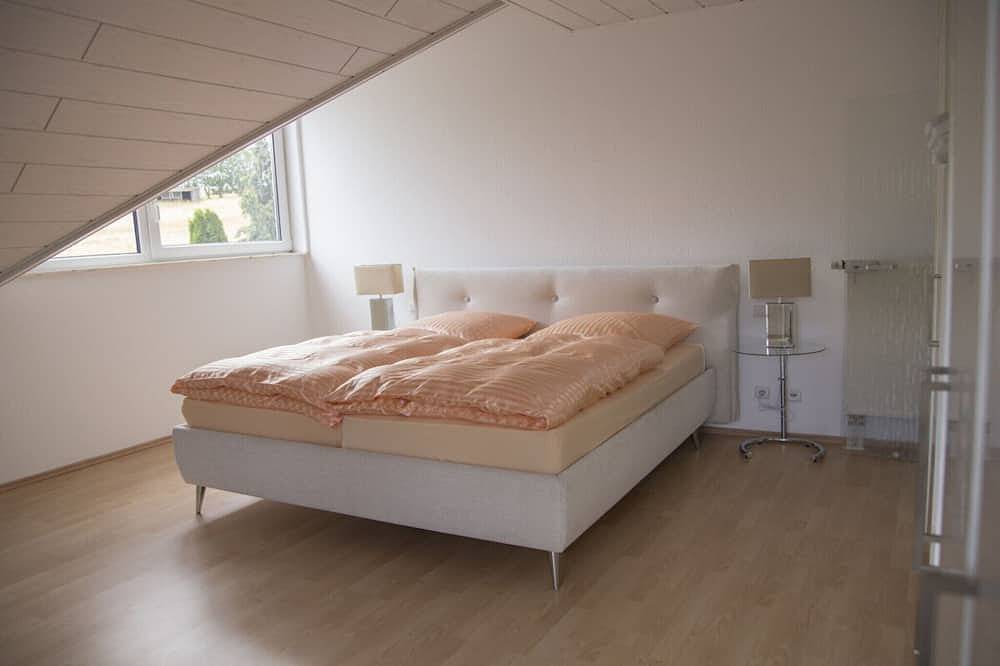 Ganze Wohnung, Apartment im Taunus für 4 Gäste Von Belvilla in Steckenroth, Hohenstein