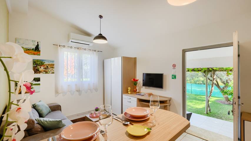Villa für 2 Personen, mit Garten und Terrasse in Rovinj - 4