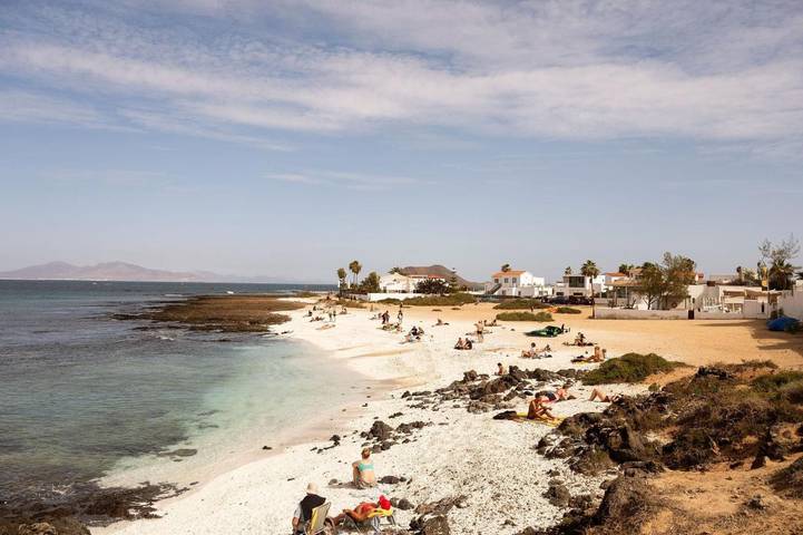 Chalet para 10 personas, con vistas además de terraza y piscina en Fuerteventura