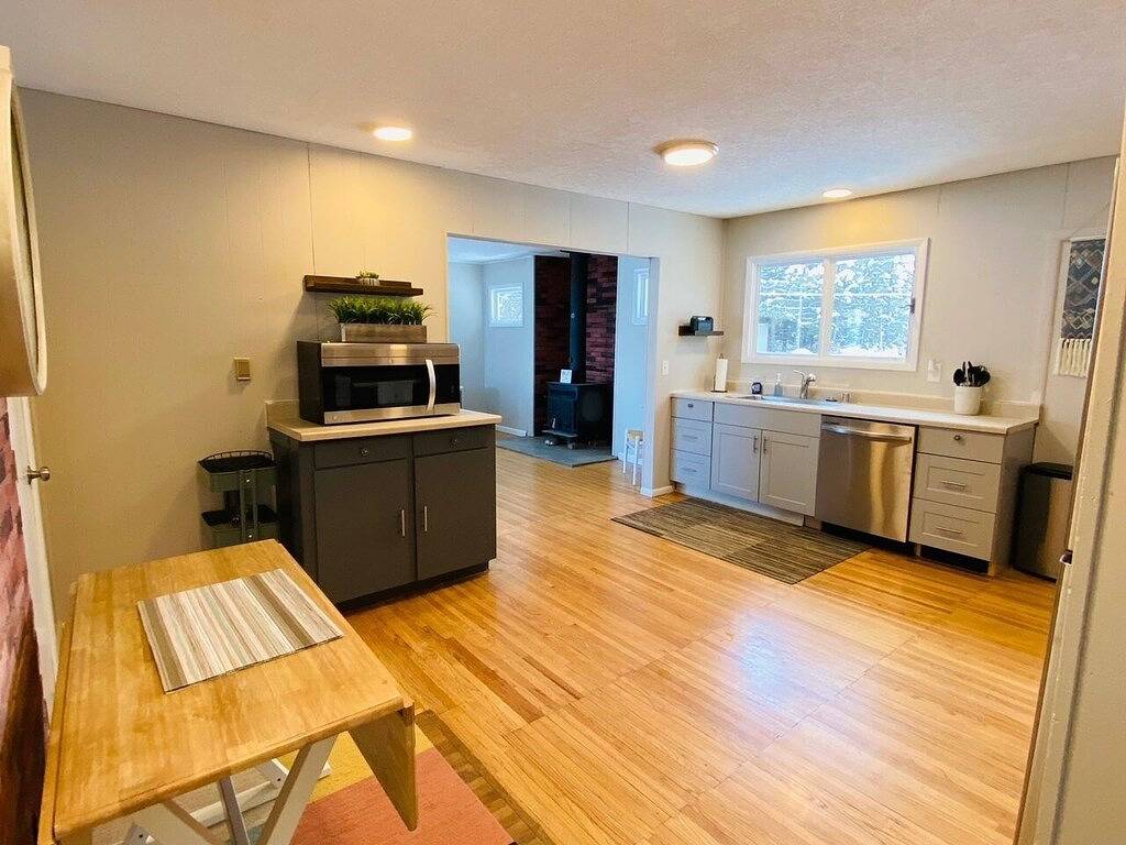 Starfish Bungalow Amazing View!! Kachemak Drive in Homer, Kenai Peninsula