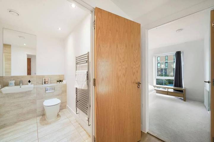 Ganze Wohnung, New-Build 1-Bed Apartment in Luton in Luton, Chiltern Hills