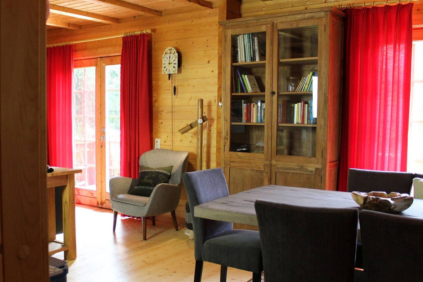 Ferienhaus 'John-b Lodge' mit Bergblick, privater Terrasse und Wi-Fi in Suedlicher Schwarzwald, Feldberg