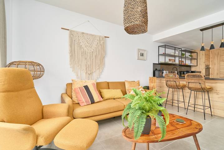Ganze Wohnung, Ferienwohnung 'Casa De La Luz' mit Meerblick, Wi-Fi und Klimaanlage in Torrox Costa, Torrox