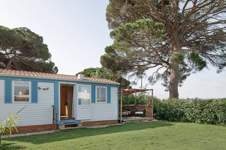 Caravan for 4 people, with Garden in Andalusia