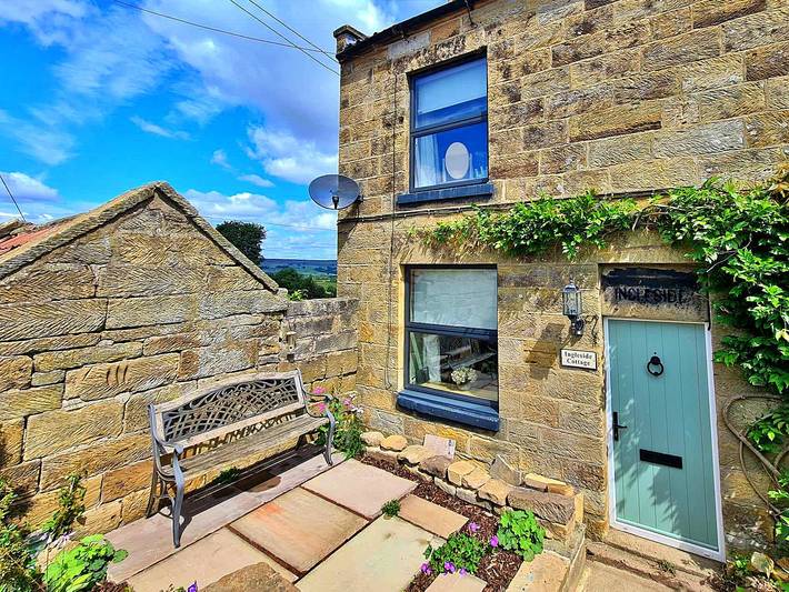 Holiday rental for 4 people, with terrace and garden in North Yorkshire