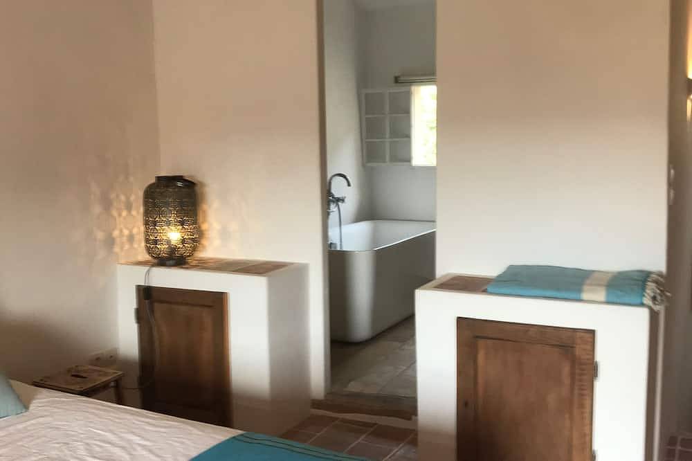 La Bonbonniere - Townhouse Saint-Saturnin-lès-Apt in Saint-Saturnin-lès-Apt, Parc naturel régional du Luberon