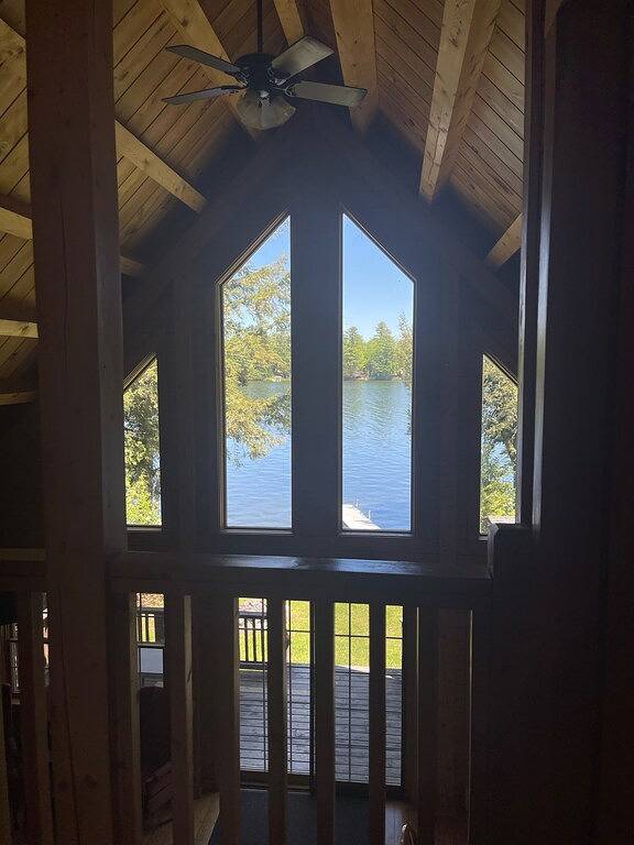 Schoodic Escape - Katahdin Region Lakeside Cabin in Piscataquis County