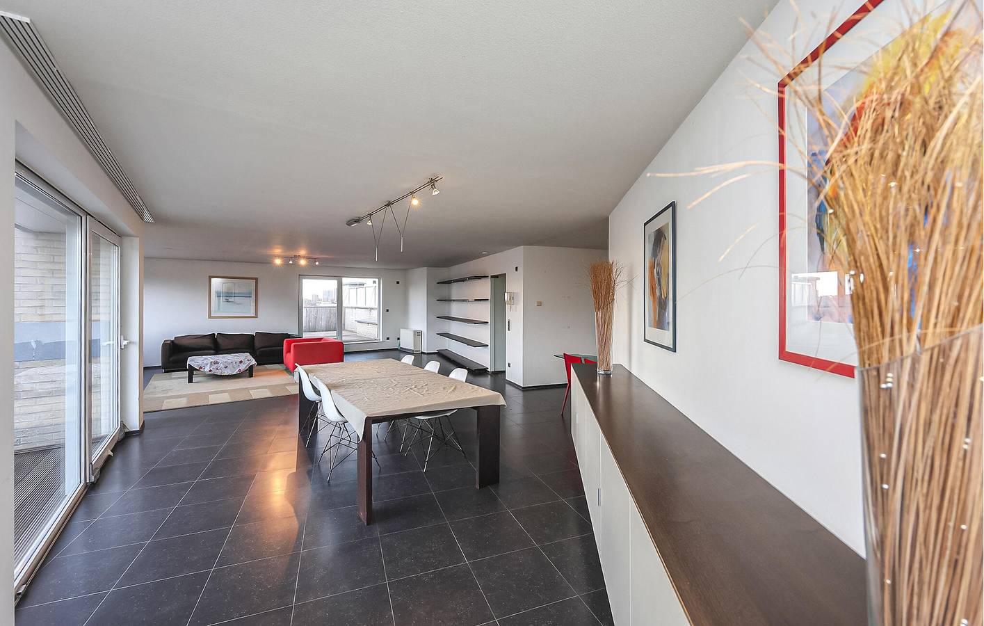 Apartamento vacacional entero, Apartamento de vacaciones para 8 personas con terraza in Ciudad de Ostende, Ostende