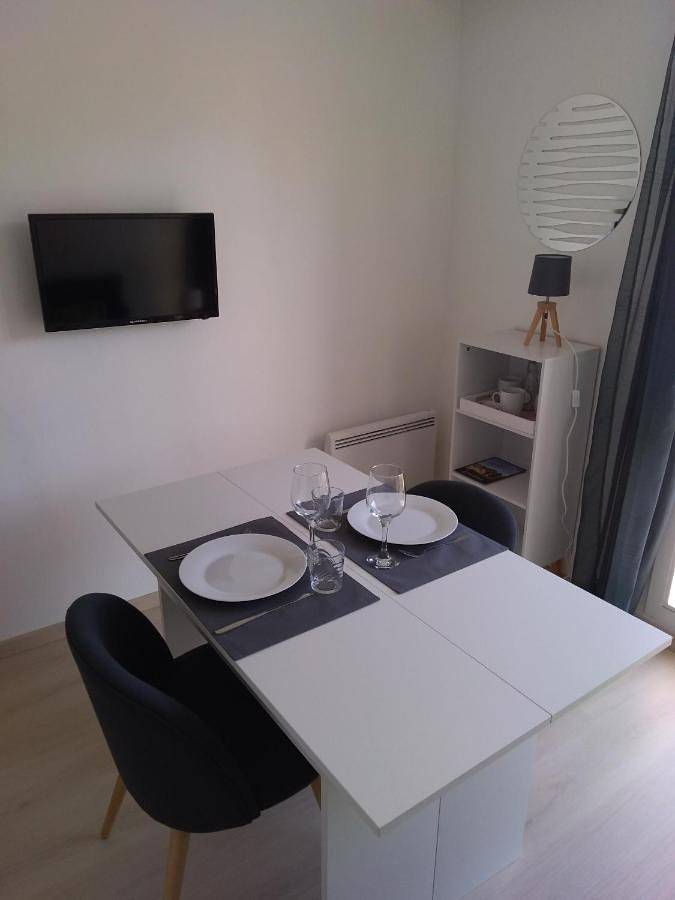 Gîte pour 2 personnes, avec vue dans Plage Trestignel - 3