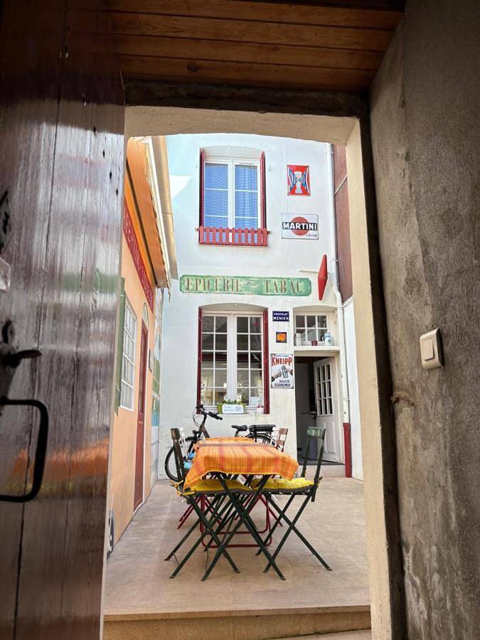 Location de vacances pour 2 personnes, avec terrasse et vue à Verdun-sur-le-Doubs - 3