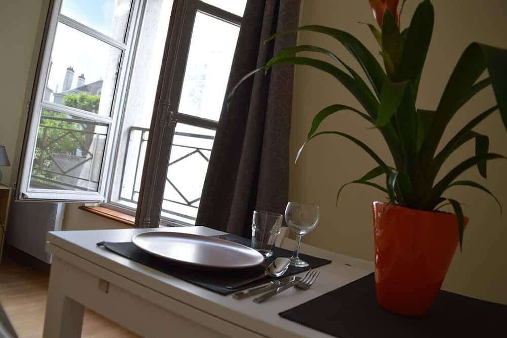 Ganze Wohnung, Charmantes Studio im Hypercenter mit Blick auf das Château d'Amboise in Amboise, Tours und Umgebung