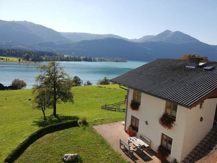 Vakantiewoning voor 4 personen, with tuin and uitzicht as well as uitzicht op het meer aan de Wolfgangsee
