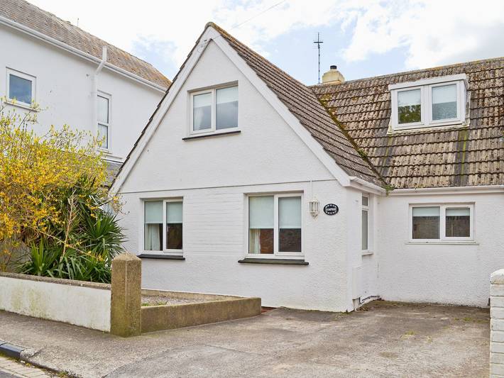 Cottage for 8 people, with garden, with pets in Brixham